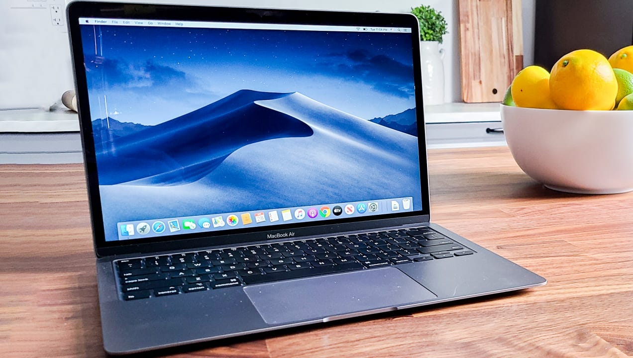 should i buy new macbook air